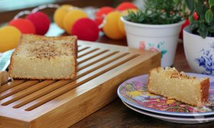 Bolo de tapioca com coco