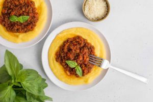 polenta com carne moída