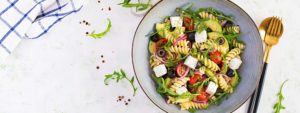 salada de macarrão